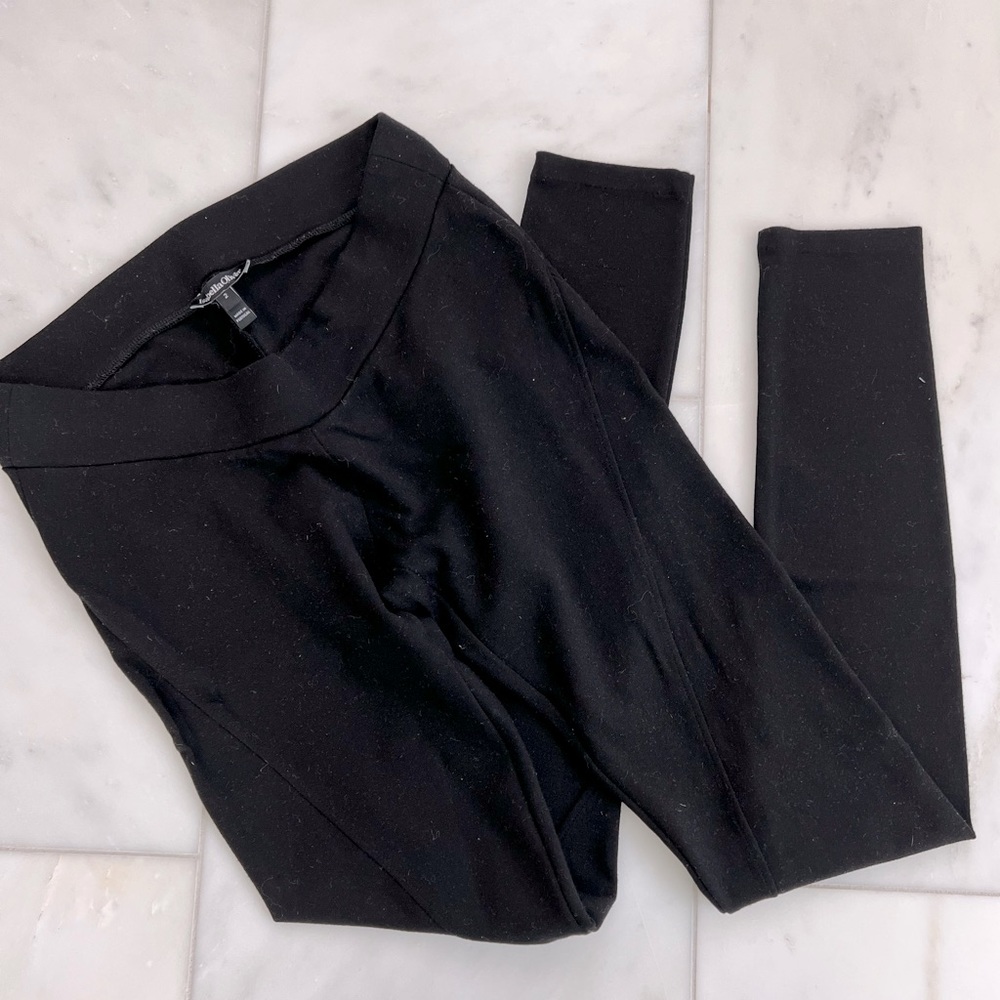 Isabella Oliver maternity leggings size 2
